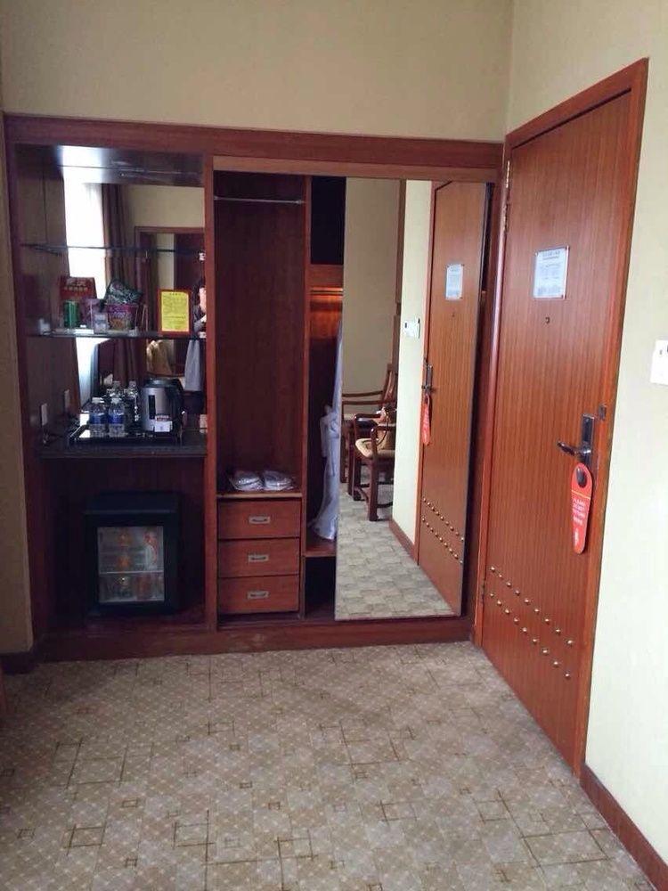 Hongyadong Hotel Чунцін Екстер'єр фото